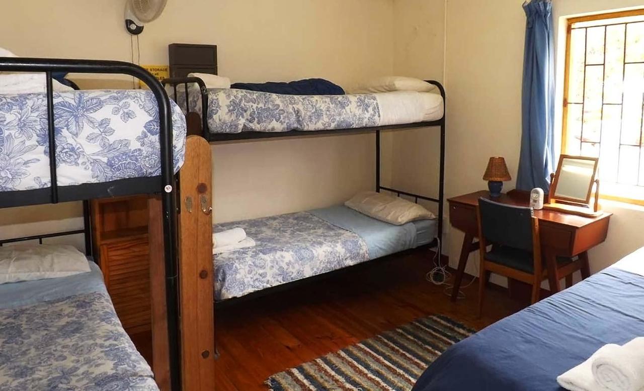 Zoete Inval Hostel Hermanus Buitenkant foto