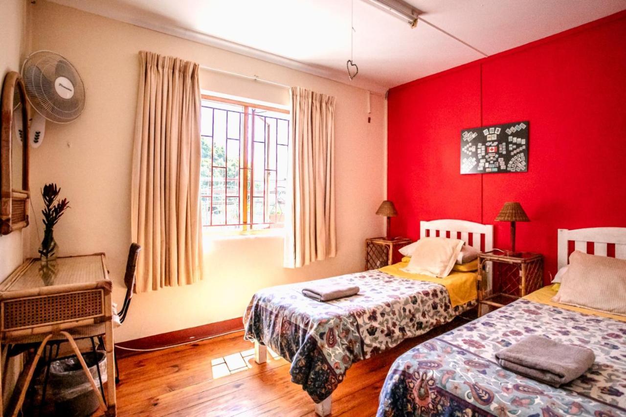 Zoete Inval Hostel Hermanus Buitenkant foto